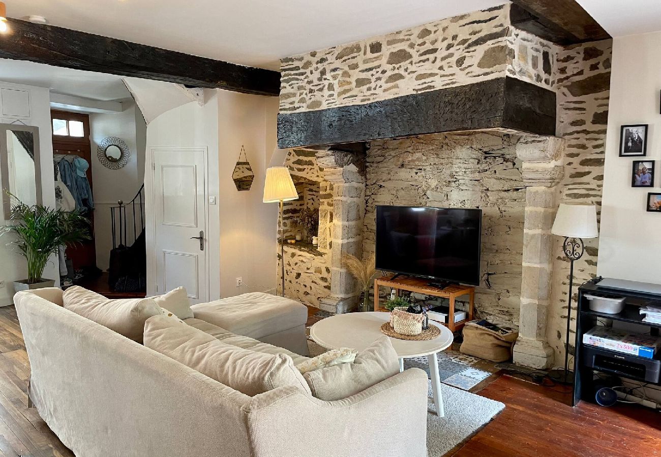 Maison mitoyenne à Vitré - Ma maison au pied du Château T4