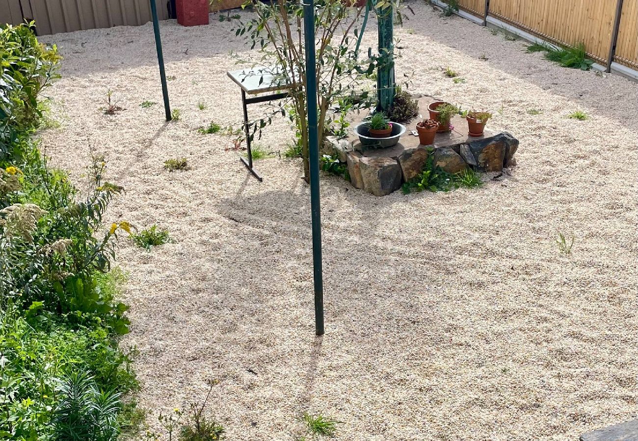 Maison mitoyenne à Vitré - AppartCosy 10