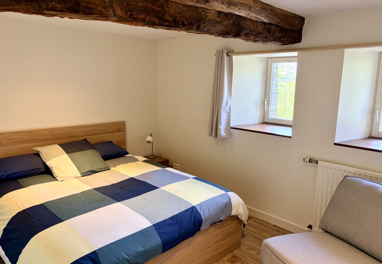 Gîte Rural à Châteaubourg - AppartCosy 27 L'Epine